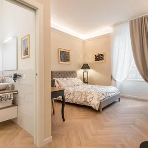 Classic Chic - Alta Appartement